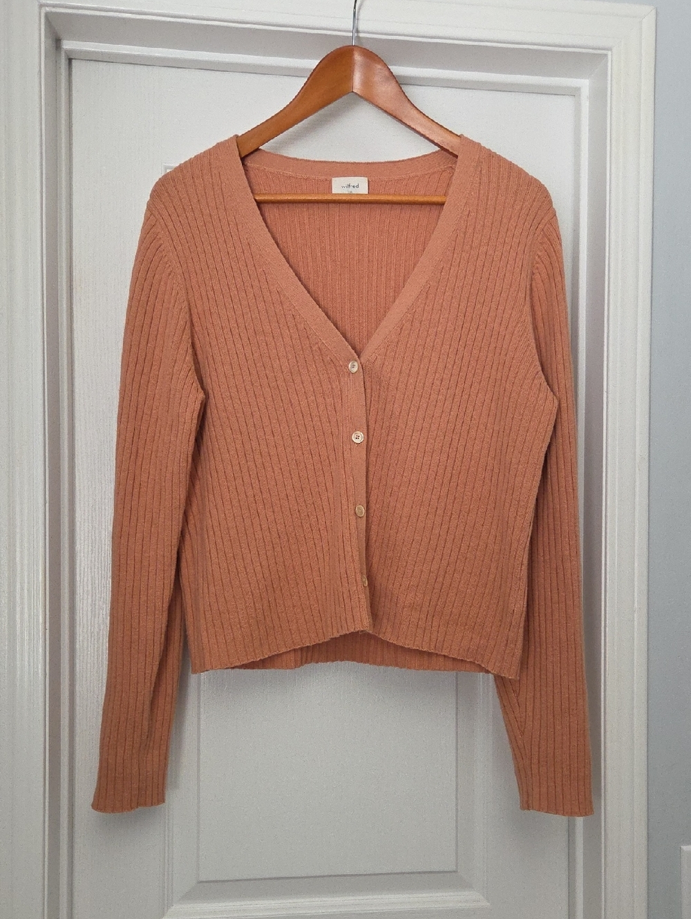 Wilfred Ribbed Cropped V-Neck Cardigan Sweater - Rosie Peach